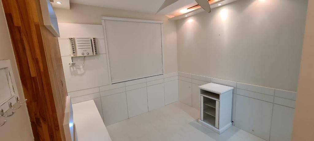 Apartamento à venda com 2 quartos, 110m² - Foto 11