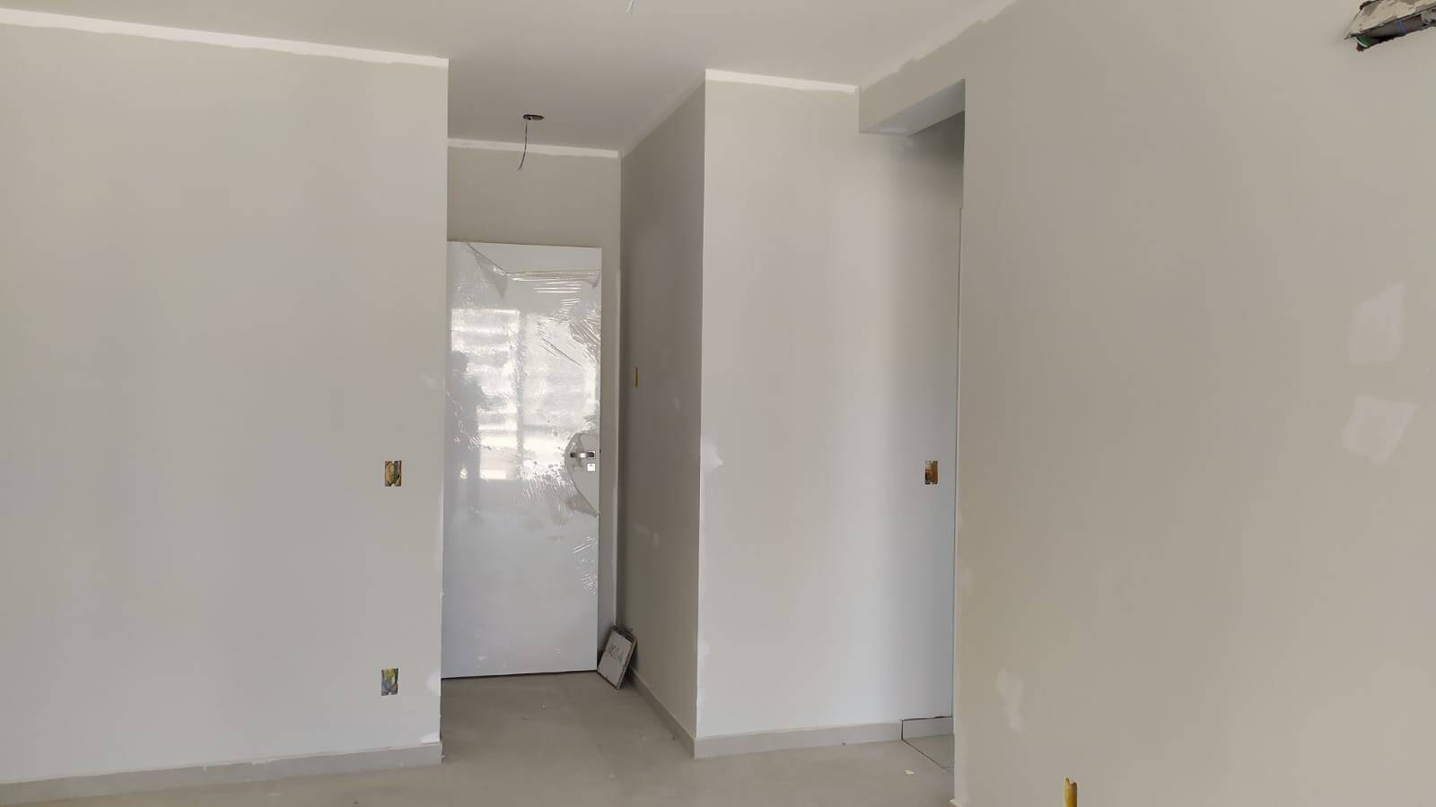 Apartamento à venda com 2 quartos, 69m² - Foto 10