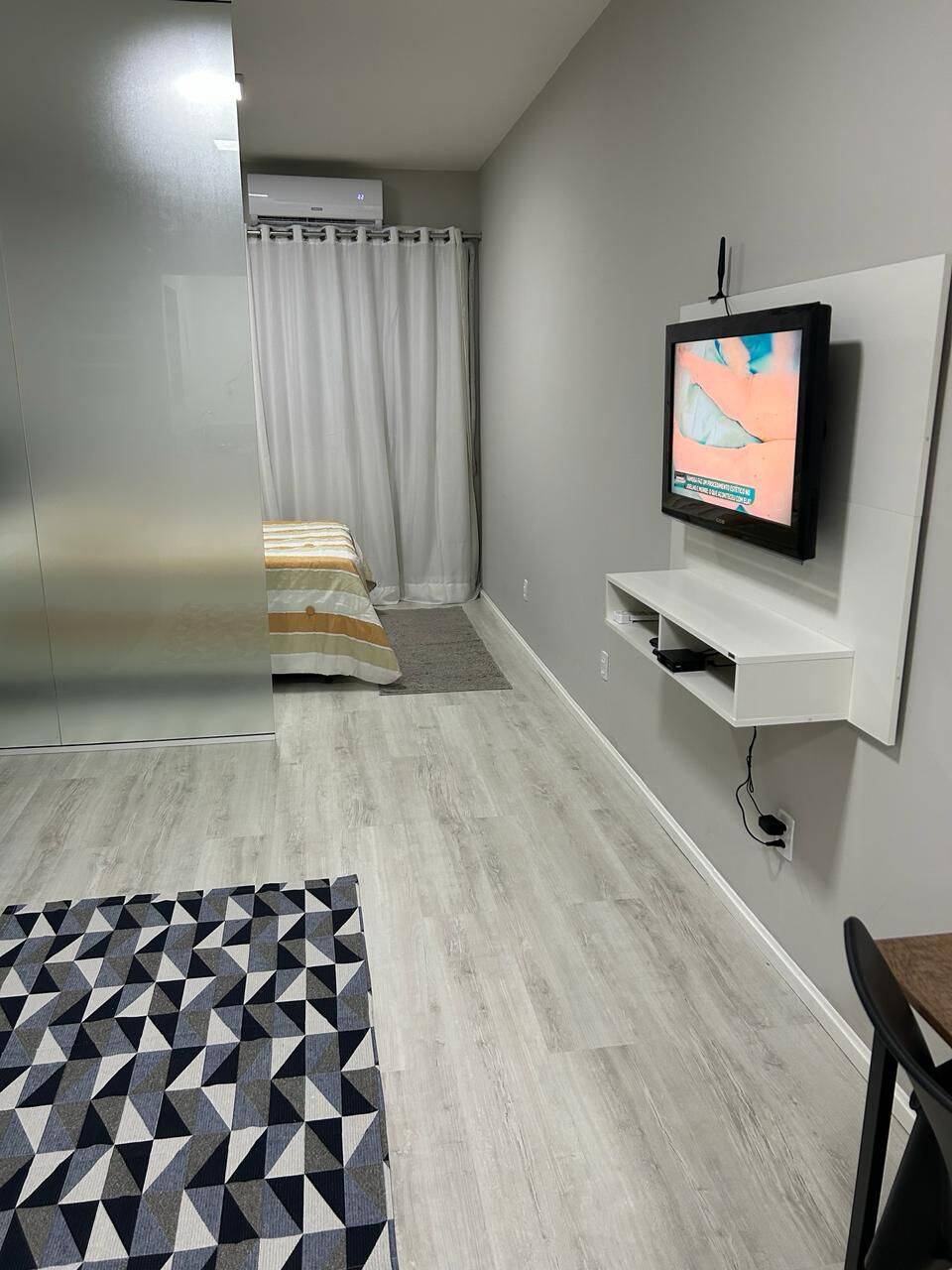 Apartamento à venda com 1 quarto, 40m² - Foto 11