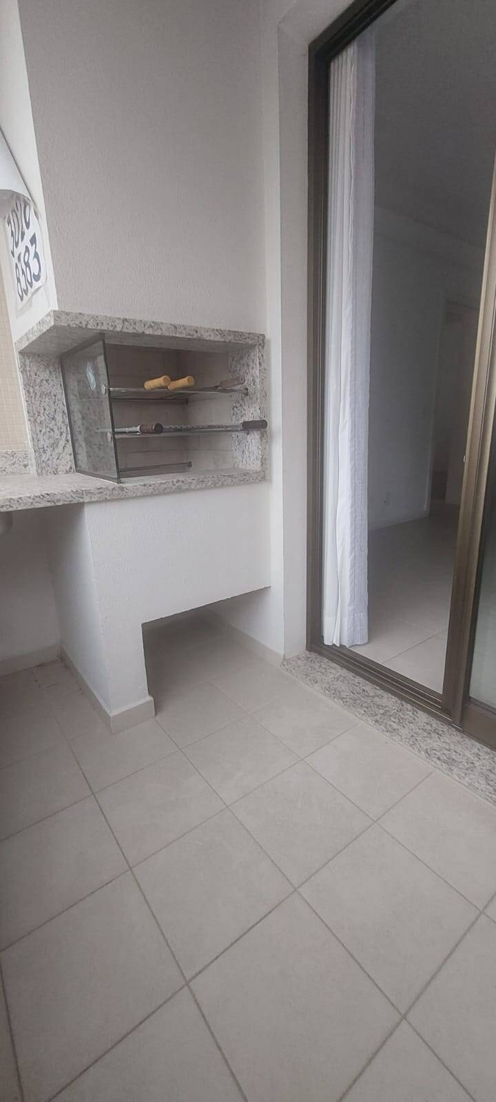 Apartamento à venda com 2 quartos, 71m² - Foto 3