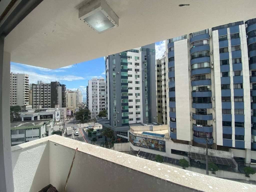 Apartamento à venda com 3 quartos, 122m² - Foto 5