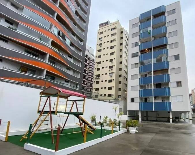 Apartamento à venda com 3 quartos, 97m² - Foto 9