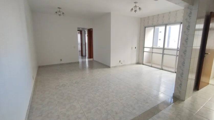 Apartamento à venda com 3 quartos, 97m² - Foto 1