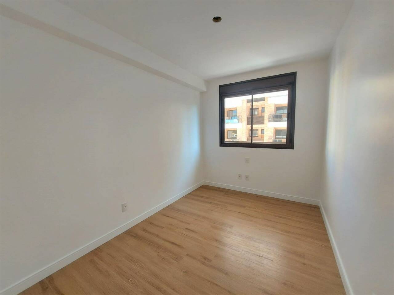 Apartamento à venda com 3 quartos, 108m² - Foto 17