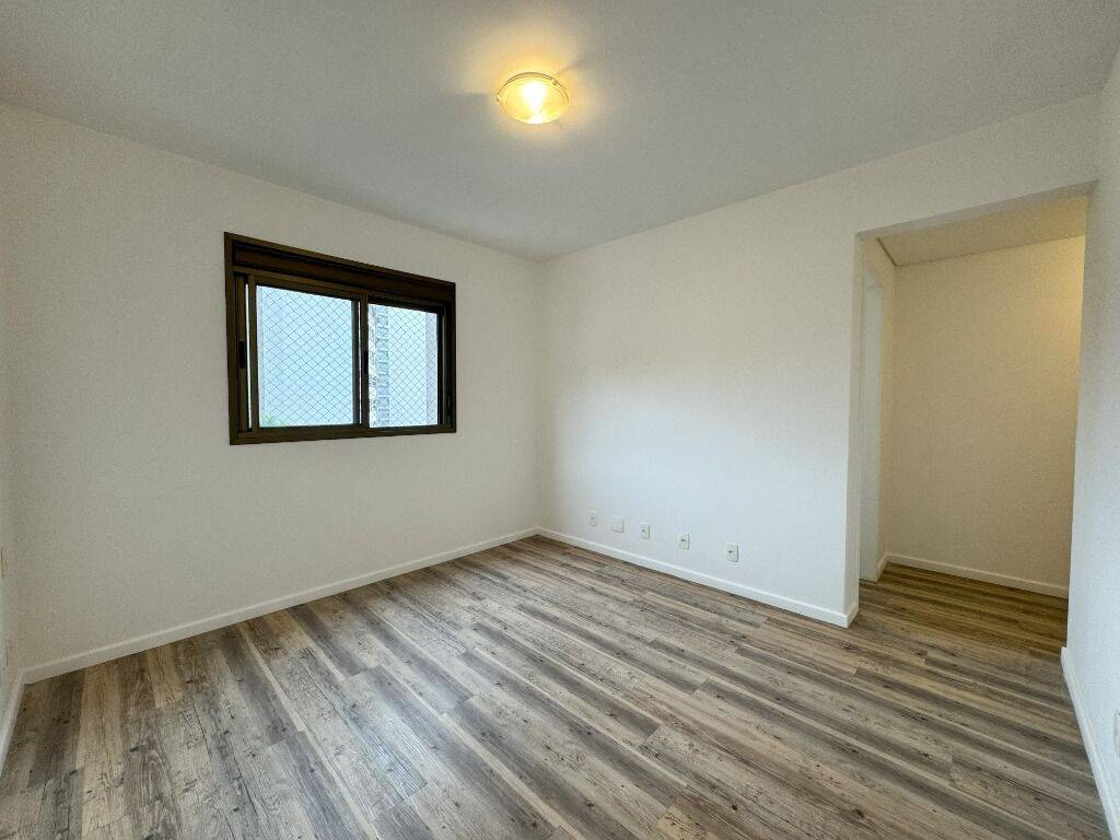 Apartamento à venda com 3 quartos, 93m² - Foto 12