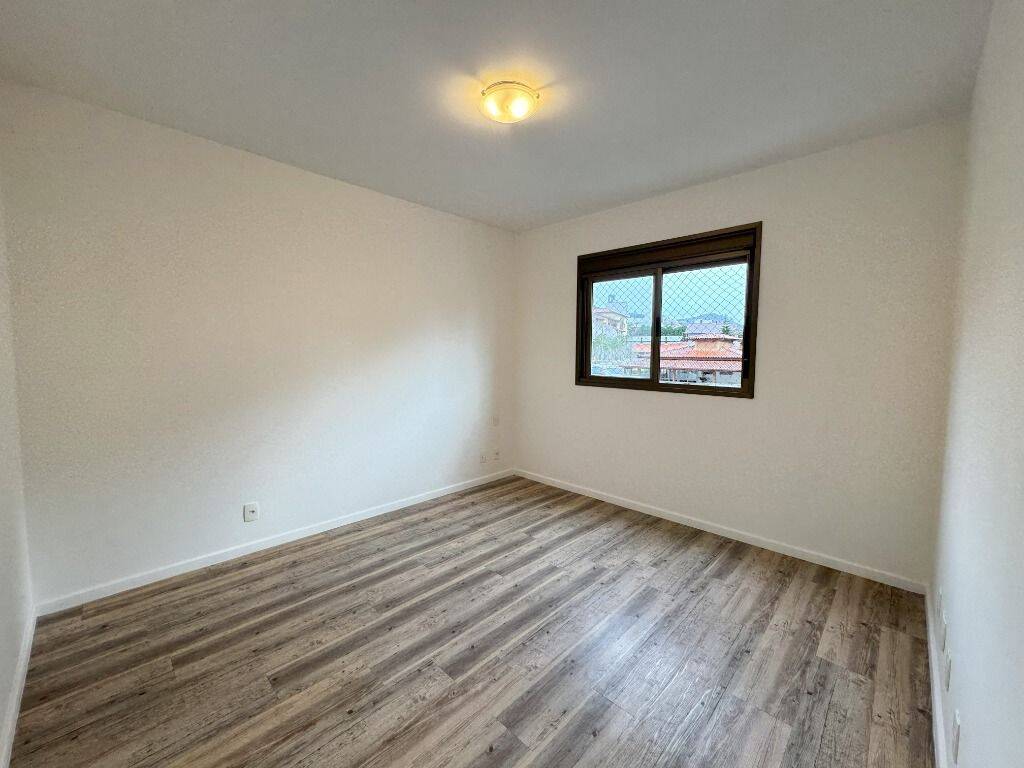 Apartamento à venda com 3 quartos, 93m² - Foto 15