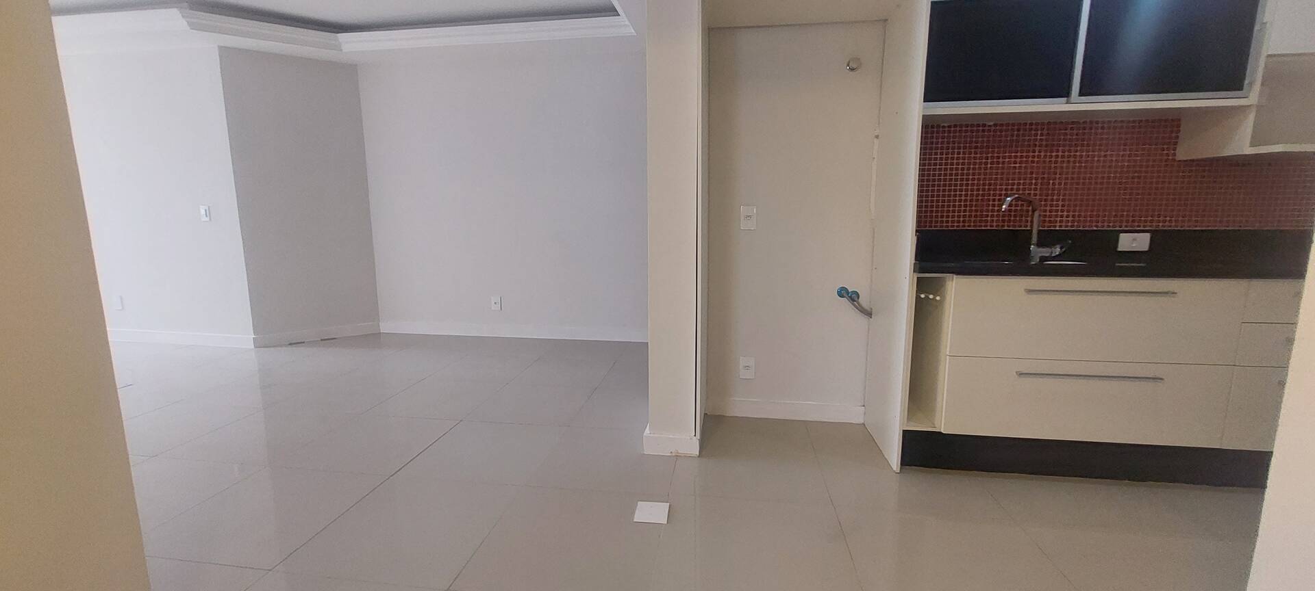 Apartamento à venda com 3 quartos, 96m² - Foto 16