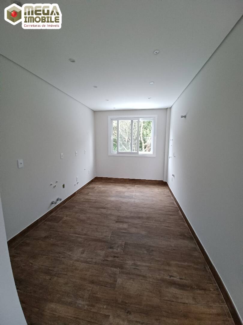 Apartamento à venda com 2 quartos, 65m² - Foto 24