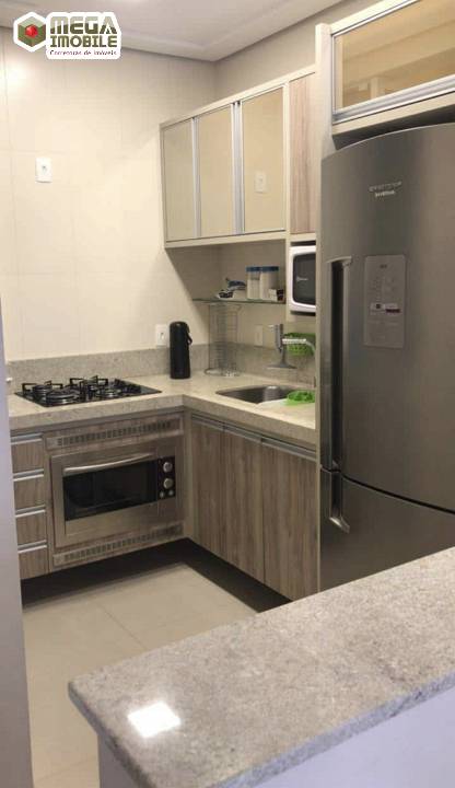 Apartamento à venda com 2 quartos, 68m² - Foto 4