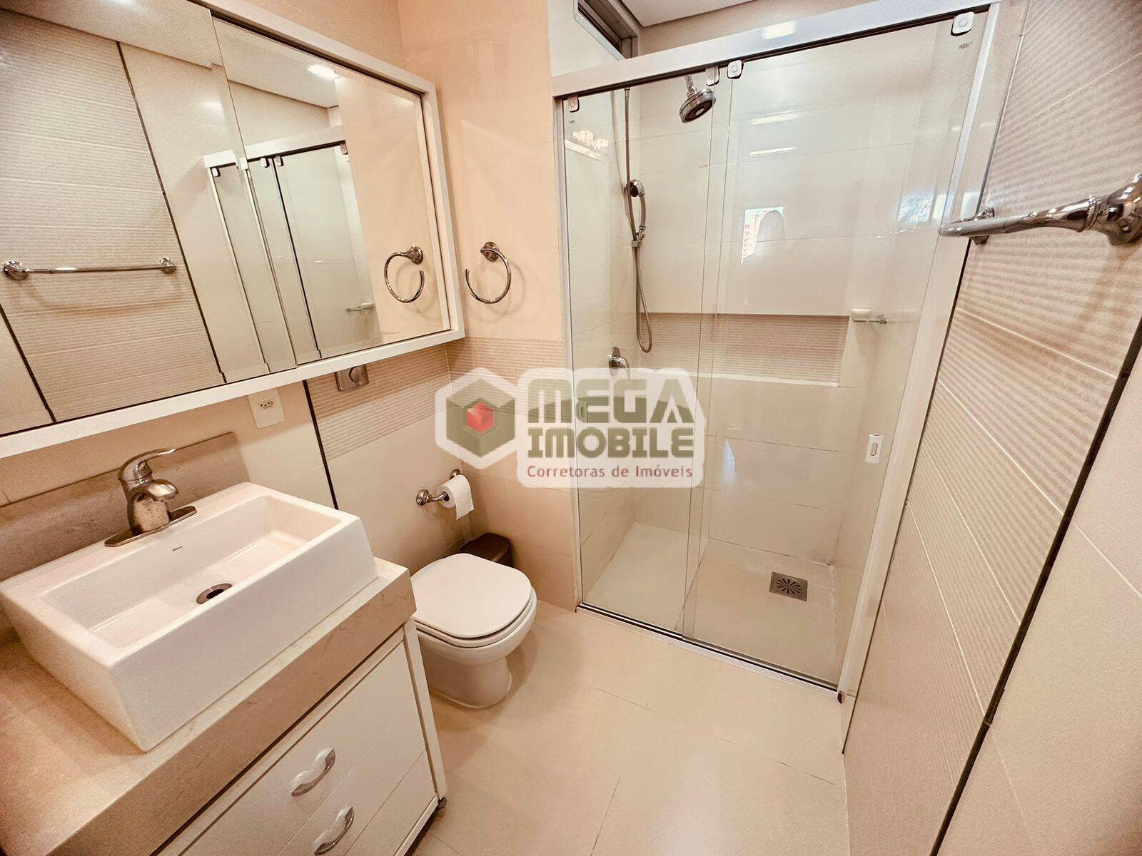 Apartamento à venda com 3 quartos, 160m² - Foto 16