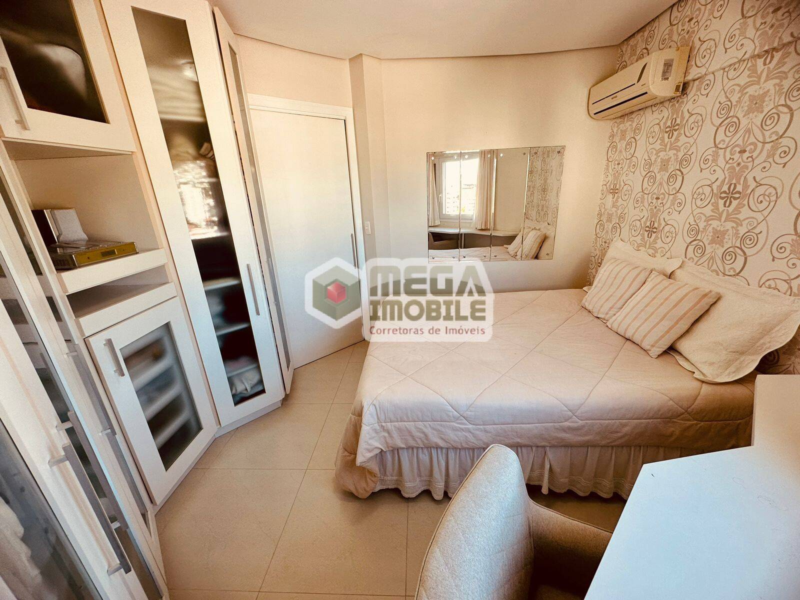 Apartamento à venda com 3 quartos, 160m² - Foto 14