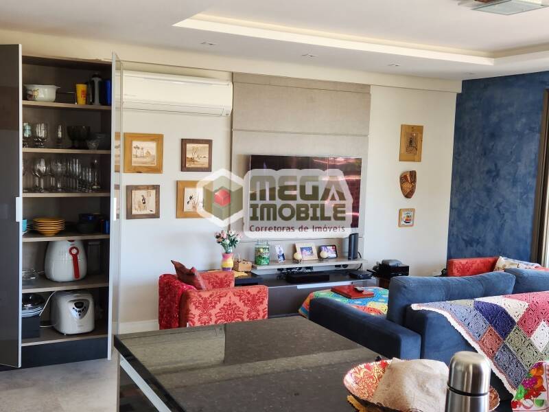 Apartamento à venda com 3 quartos, 187m² - Foto 6