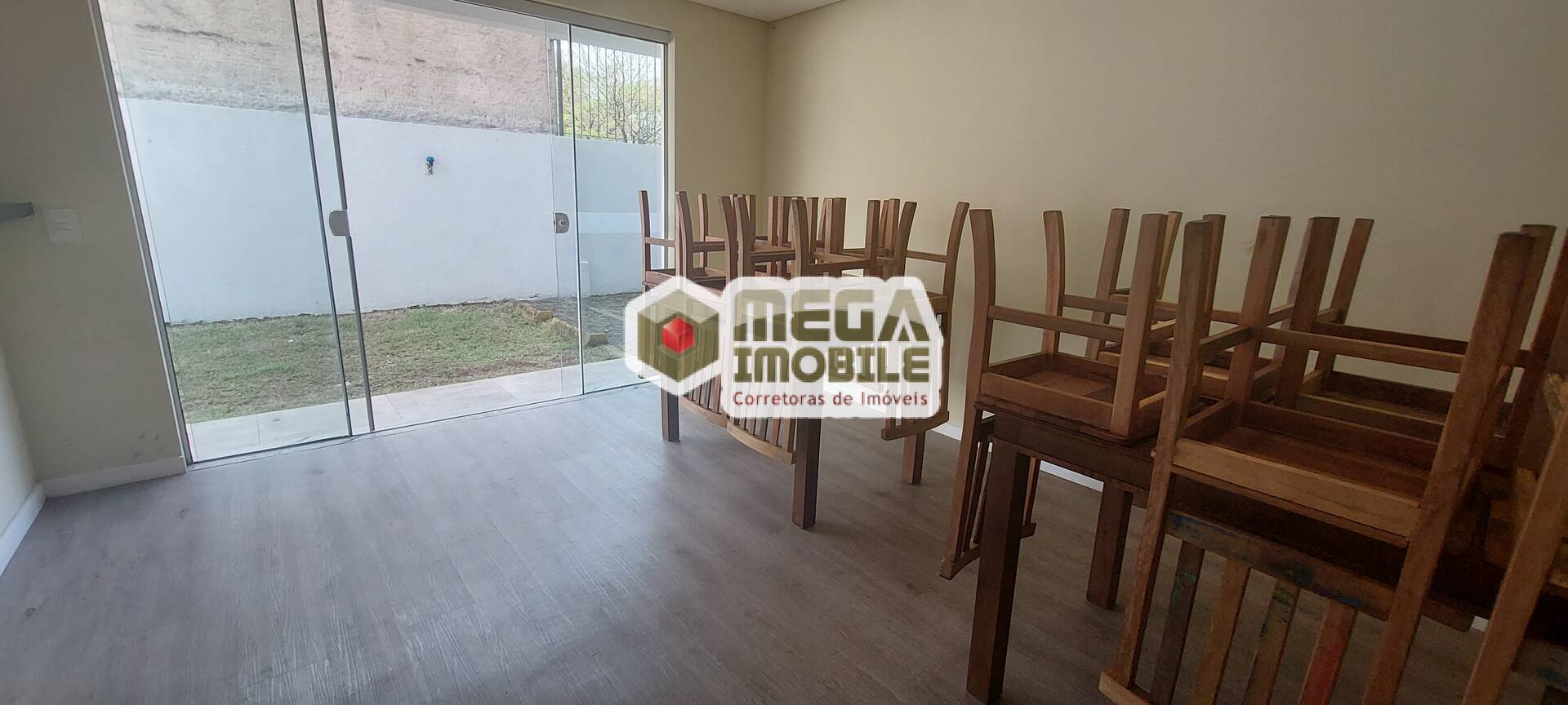 Apartamento à venda com 2 quartos, 60m² - Foto 3