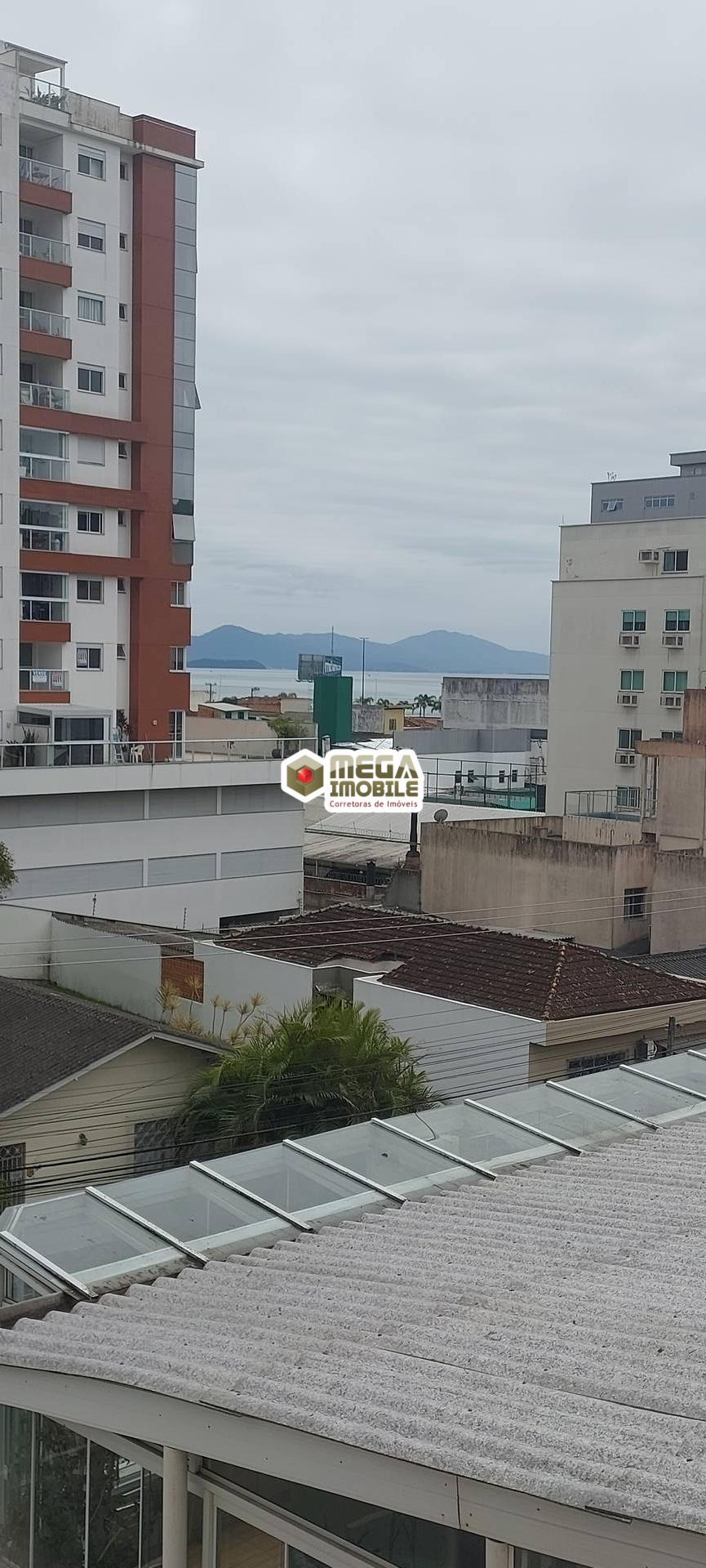 Apartamento à venda com 2 quartos, 70m² - Foto 17