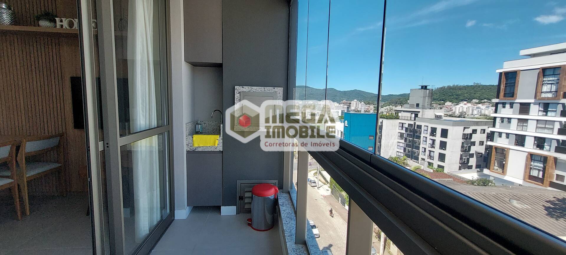 Apartamento à venda com 2 quartos, 65m² - Foto 3