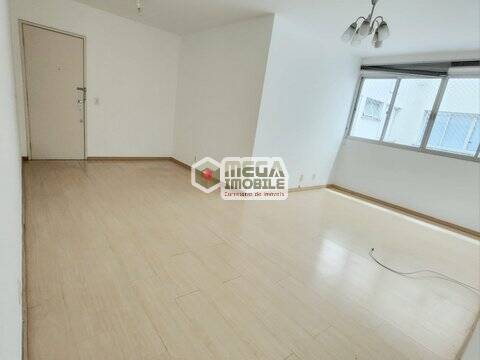 Apartamento à venda com 2 quartos, 69m² - Foto 1