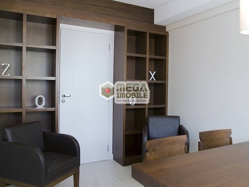 Apartamento à venda com 2 quartos, 72m² - Foto 12