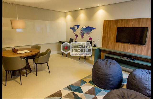 Apartamento à venda com 2 quartos, 70m² - Foto 12