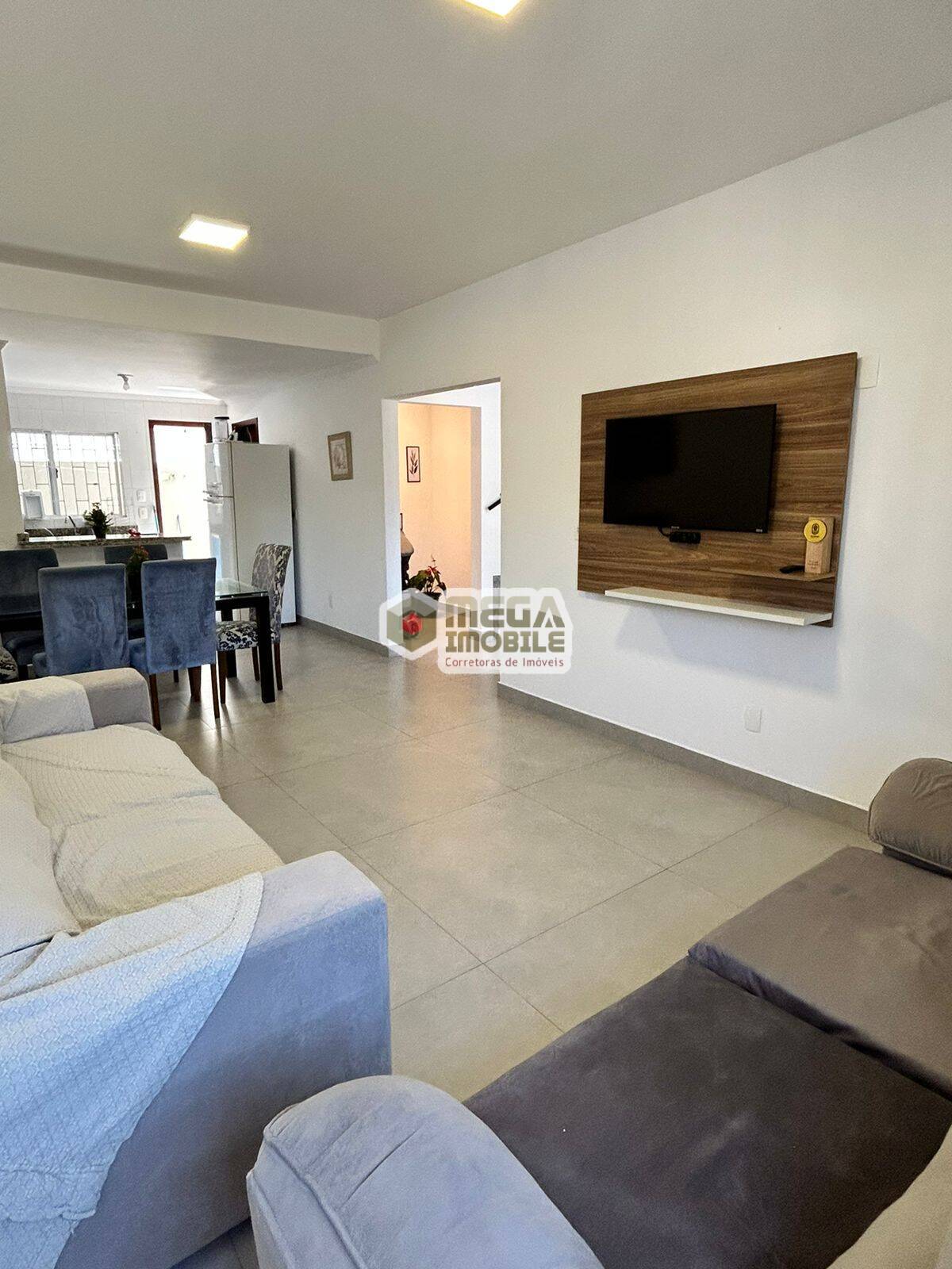 Apartamento à venda com 3 quartos, 125m² - Foto 1