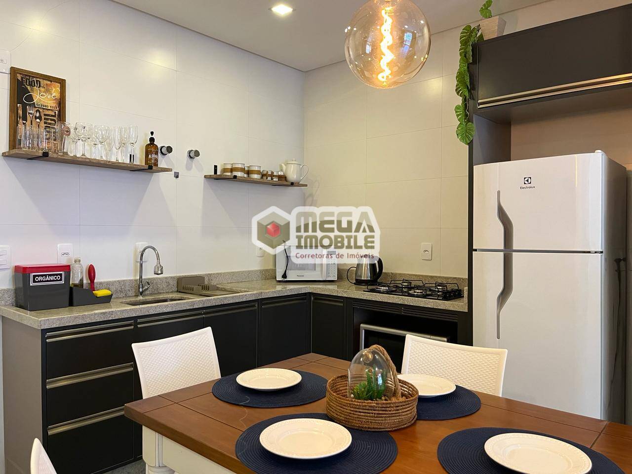 Apartamento à venda com 1 quarto, 42m² - Foto 17