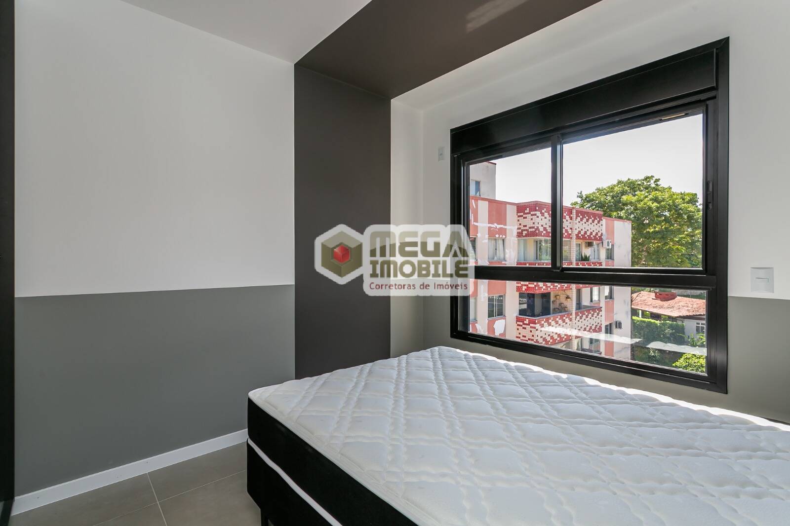 Apartamento à venda com 2 quartos, 60m² - Foto 12