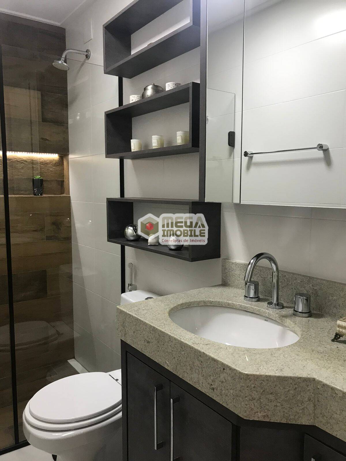 Apartamento à venda com 2 quartos, 69m² - Foto 15