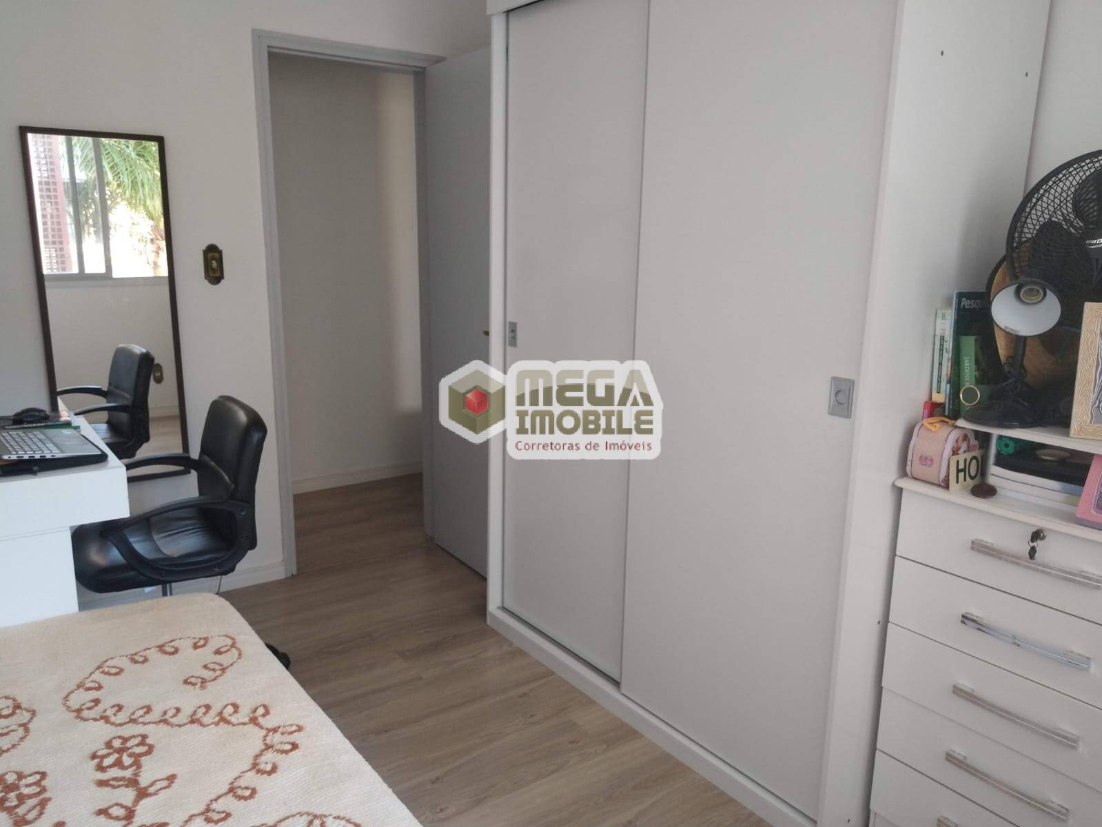 Apartamento à venda com 2 quartos, 60m² - Foto 9