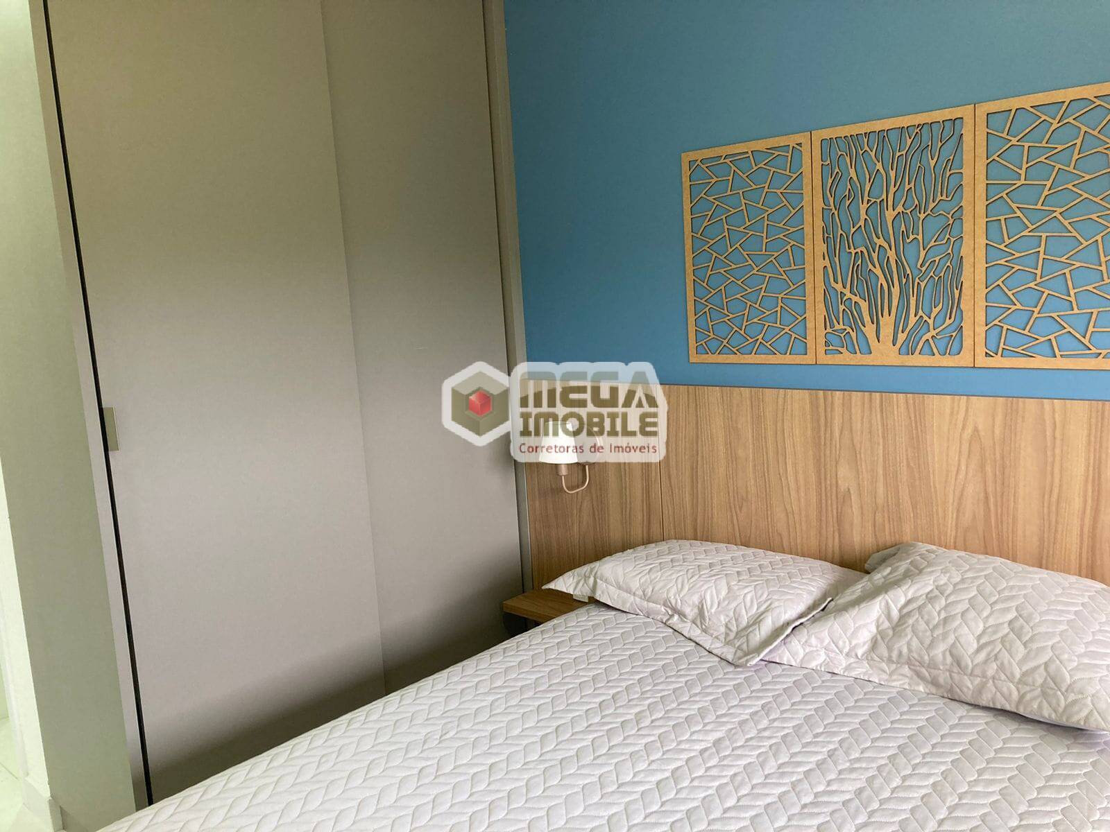 Apartamento à venda com 2 quartos, 72m² - Foto 14