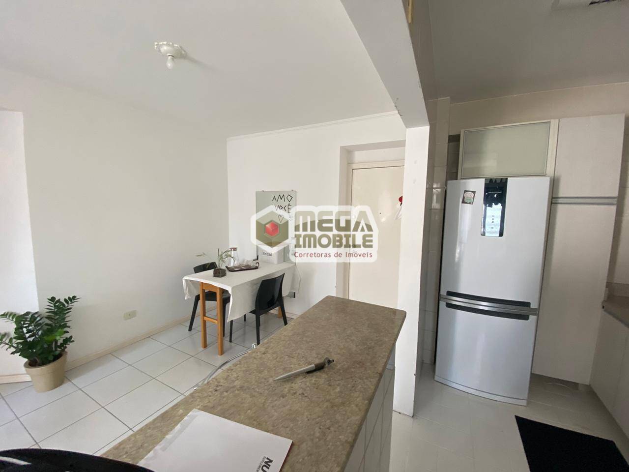 Apartamento à venda com 2 quartos, 65m² - Foto 5