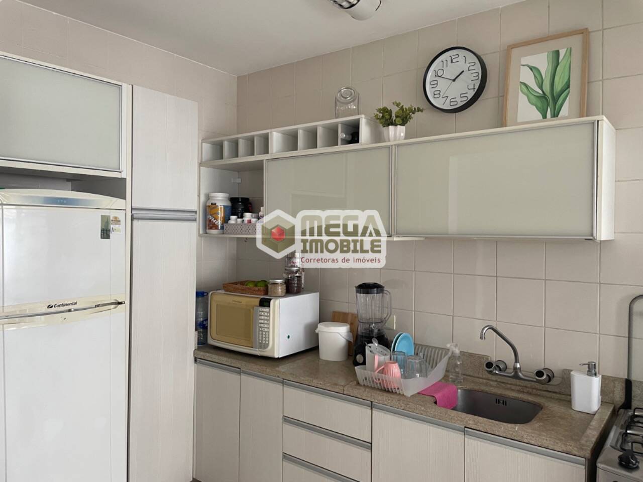 Apartamento à venda com 2 quartos, 65m² - Foto 9