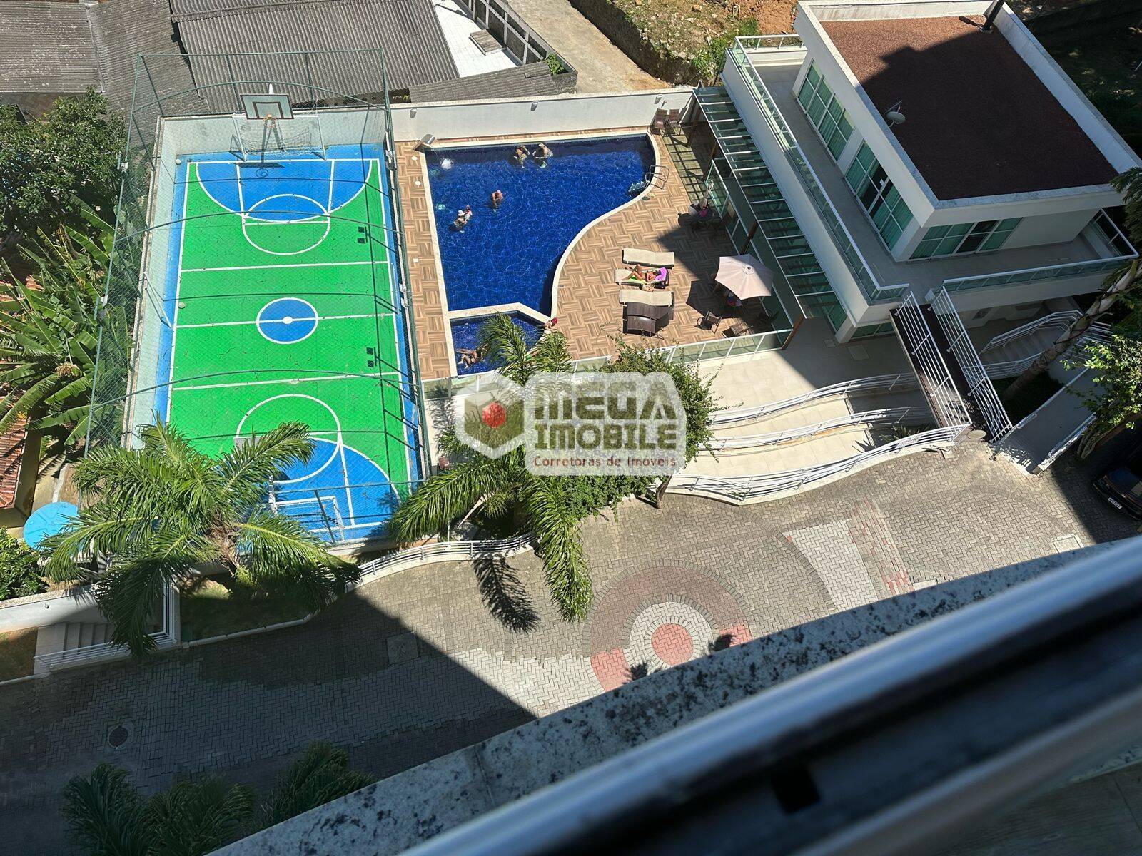 Apartamento à venda com 2 quartos, 77m² - Foto 19