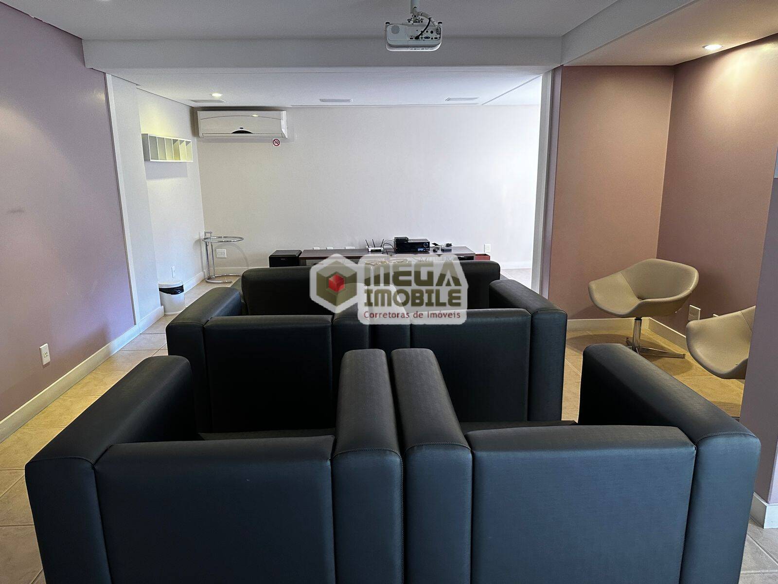 Apartamento à venda com 3 quartos, 76m² - Foto 11