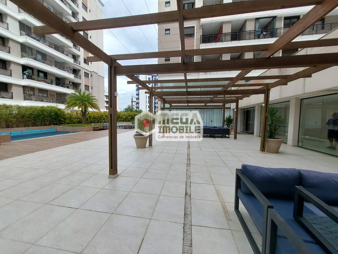 Apartamento à venda com 2 quartos, 69m² - Foto 23