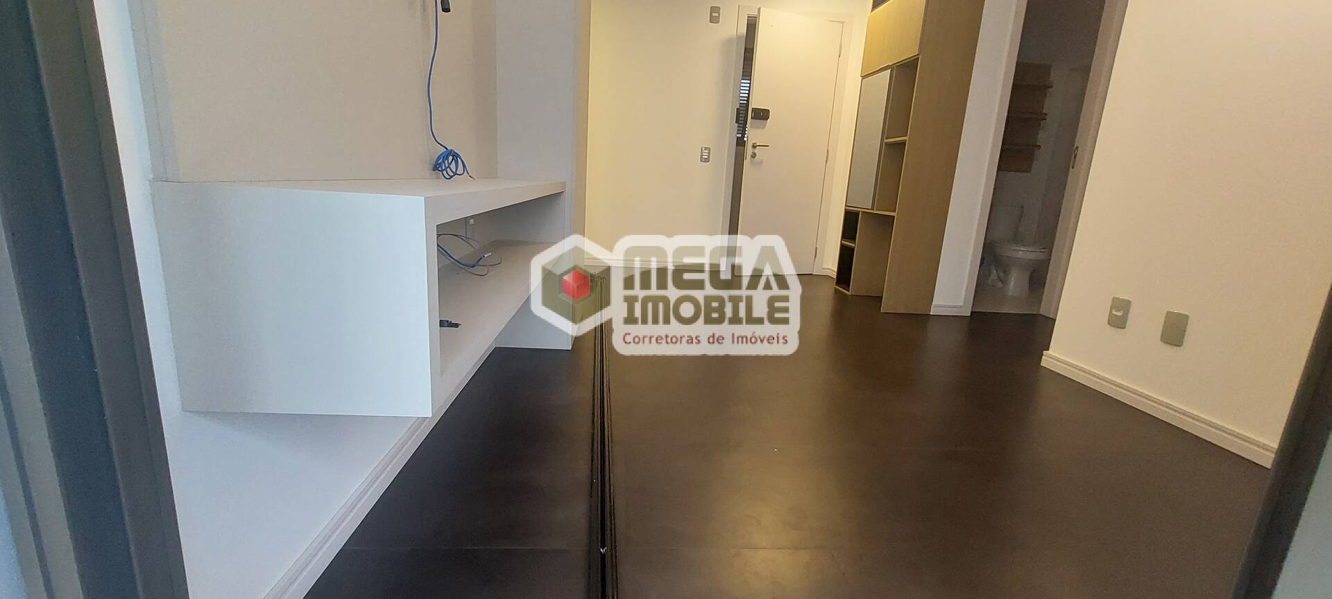 Apartamento à venda com 2 quartos, 72m² - Foto 27