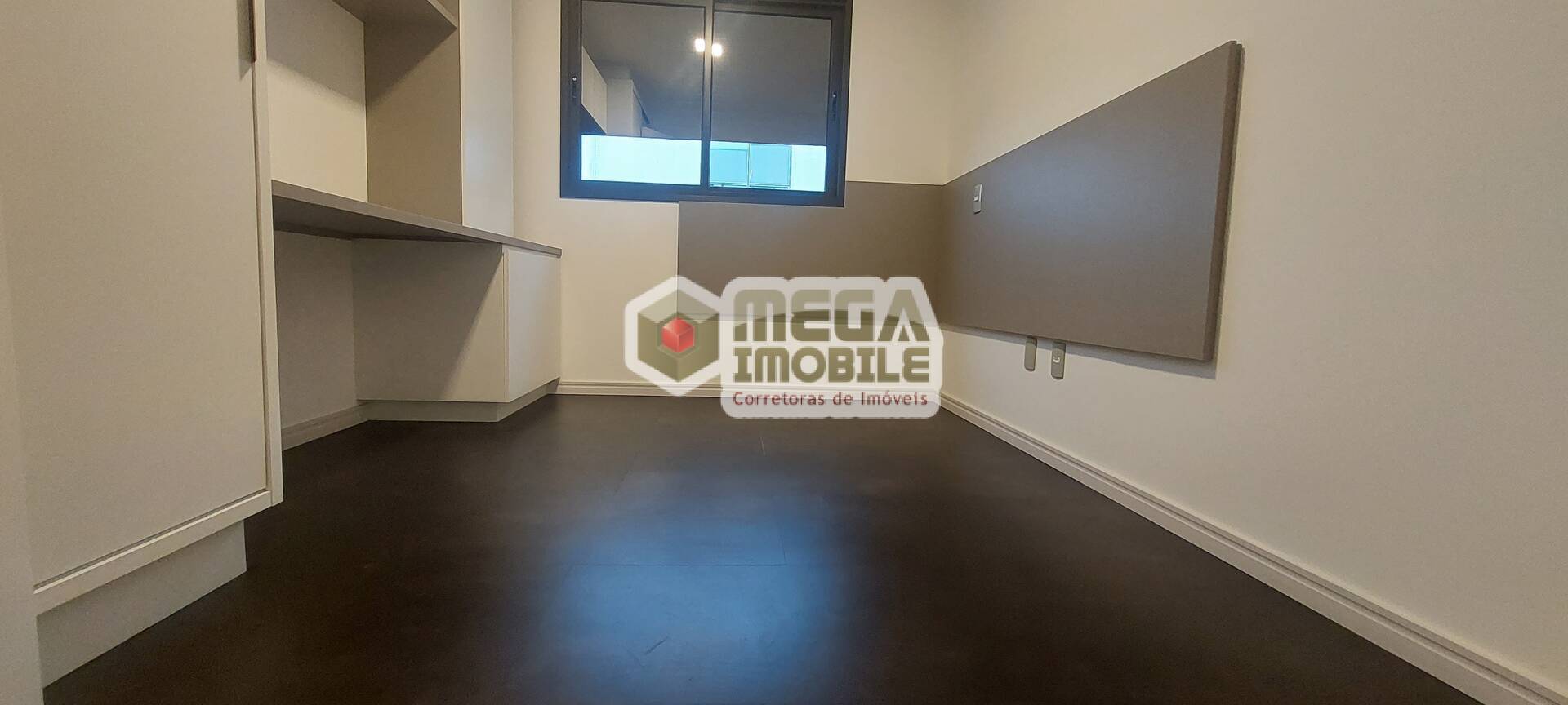 Apartamento à venda com 2 quartos, 72m² - Foto 34