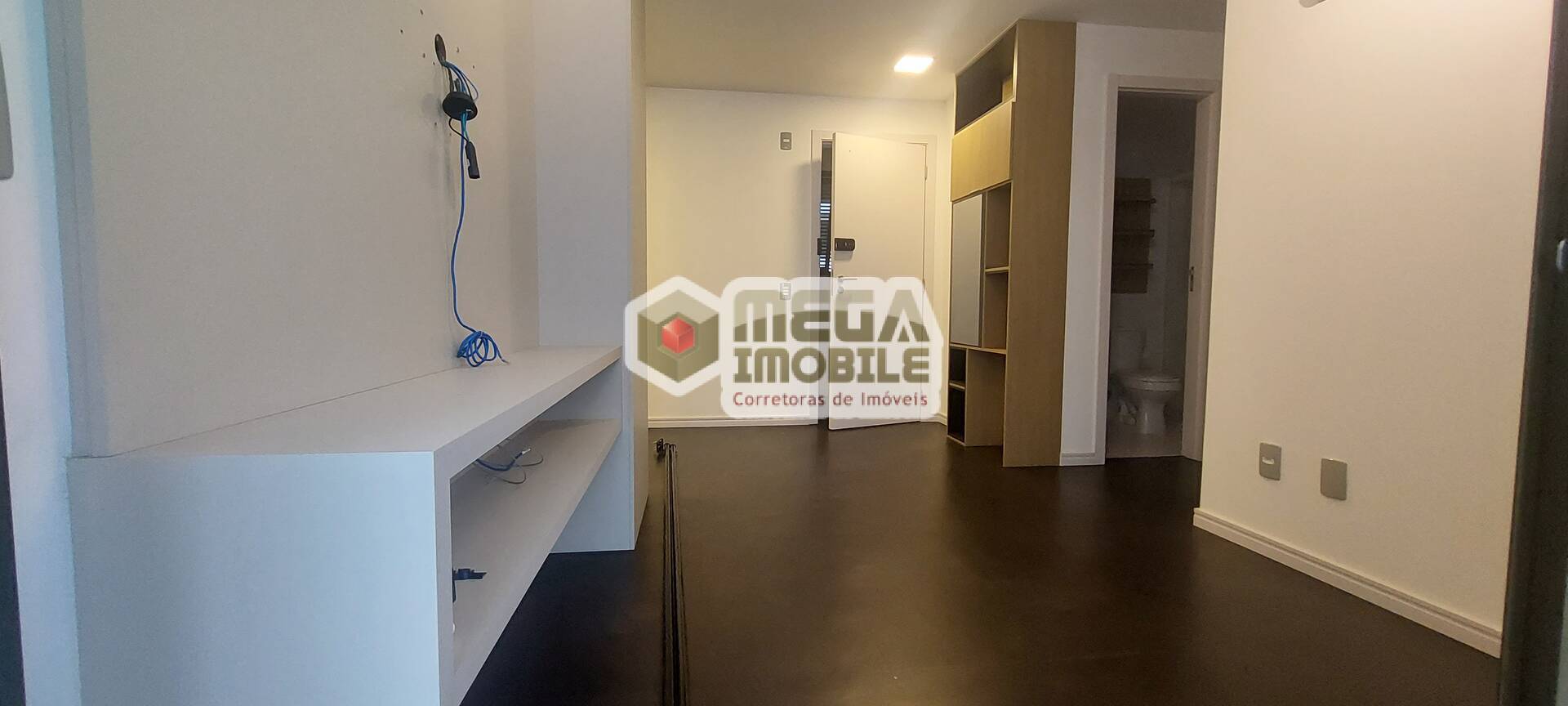 Apartamento à venda com 2 quartos, 72m² - Foto 43