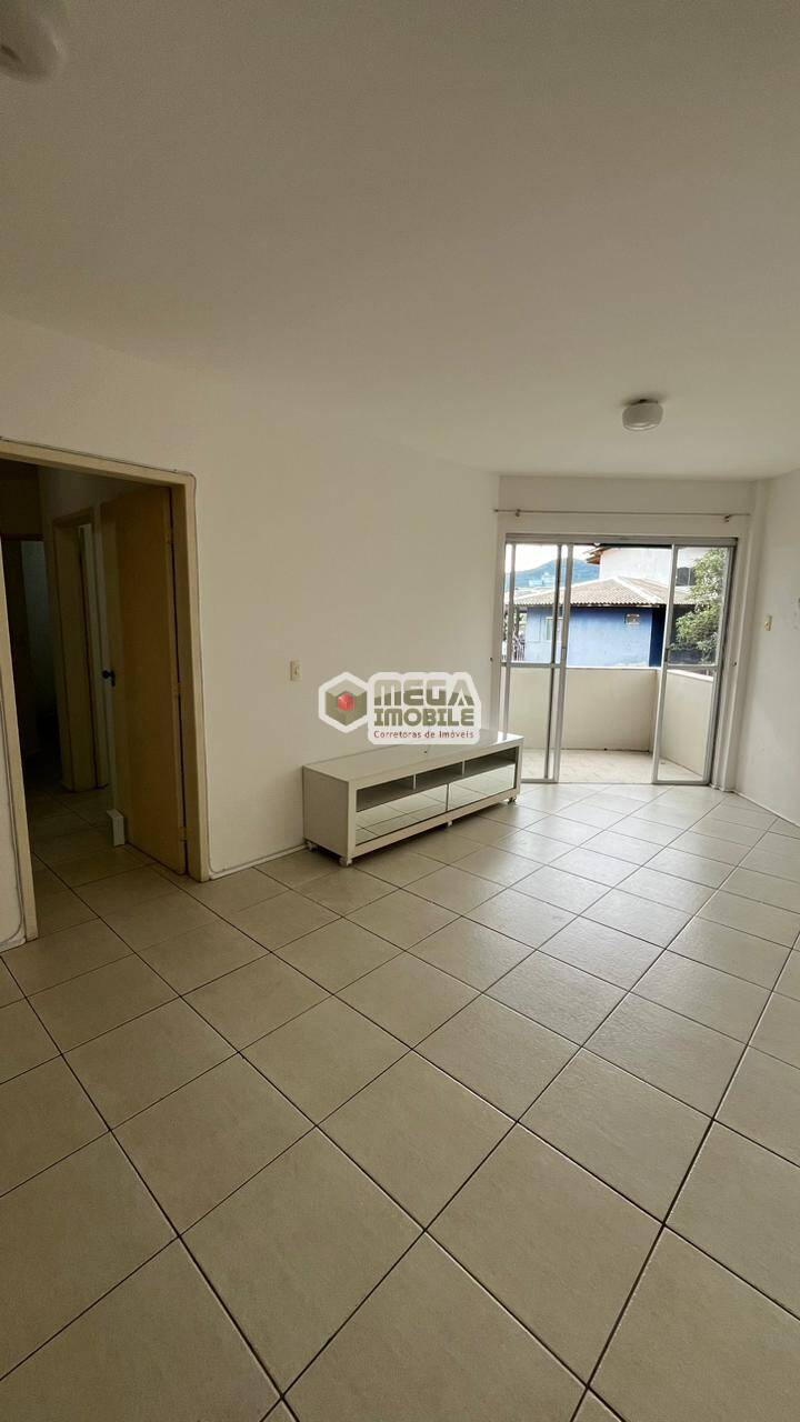 Apartamento à venda com 3 quartos, 95m² - Foto 3