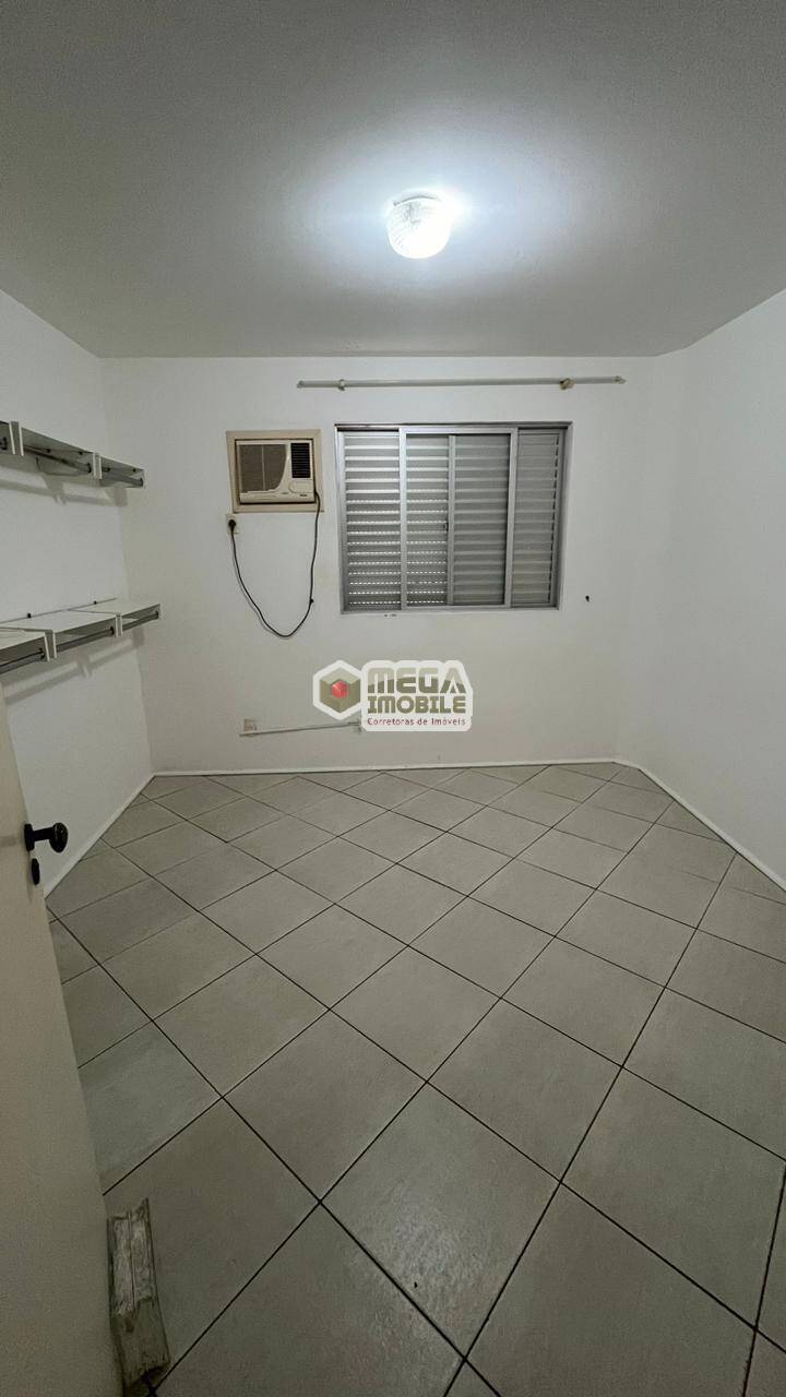 Apartamento à venda com 3 quartos, 95m² - Foto 17