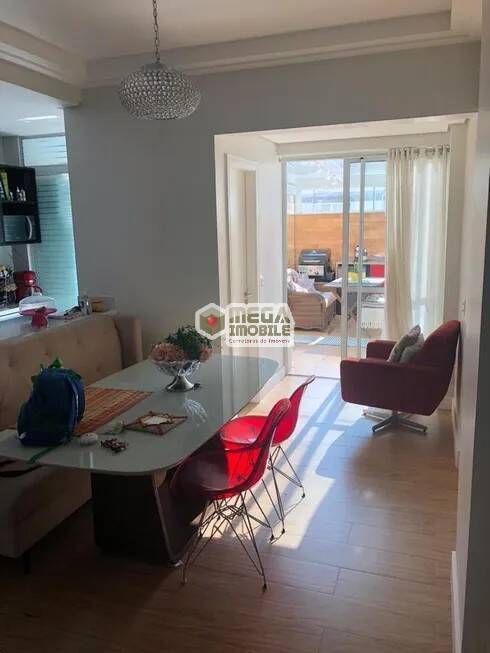 Apartamento à venda com 3 quartos, 158m² - Foto 6