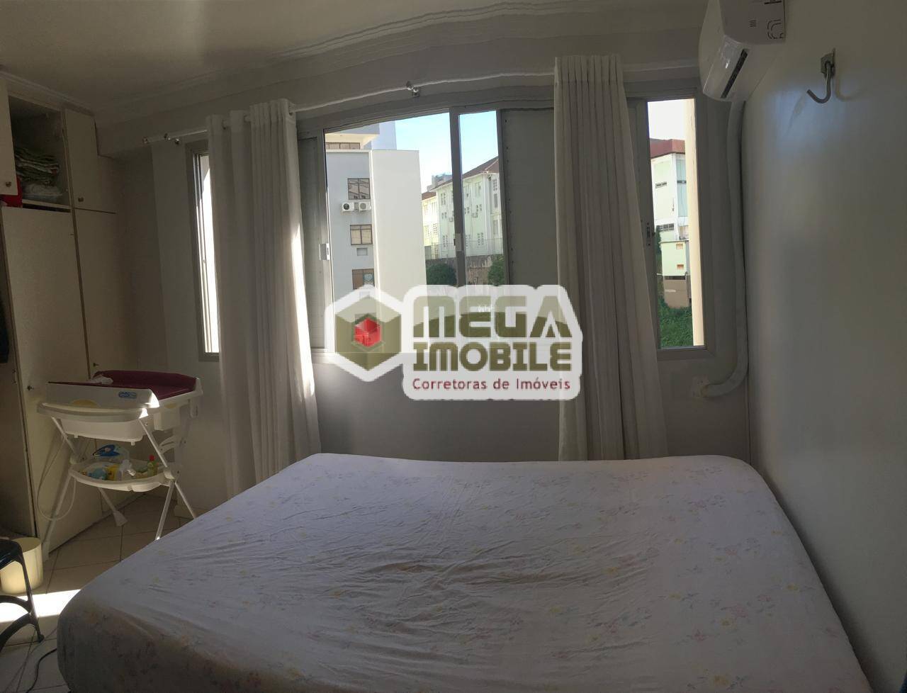 Apartamento à venda com 1 quarto, 50m² - Foto 1