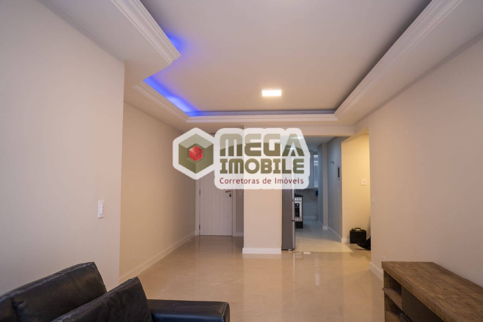 Apartamento à venda com 3 quartos, 96m² - Foto 9