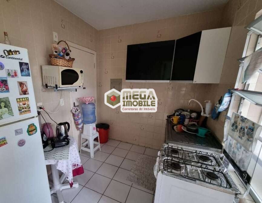 Apartamento à venda com 2 quartos, 65m² - Foto 4