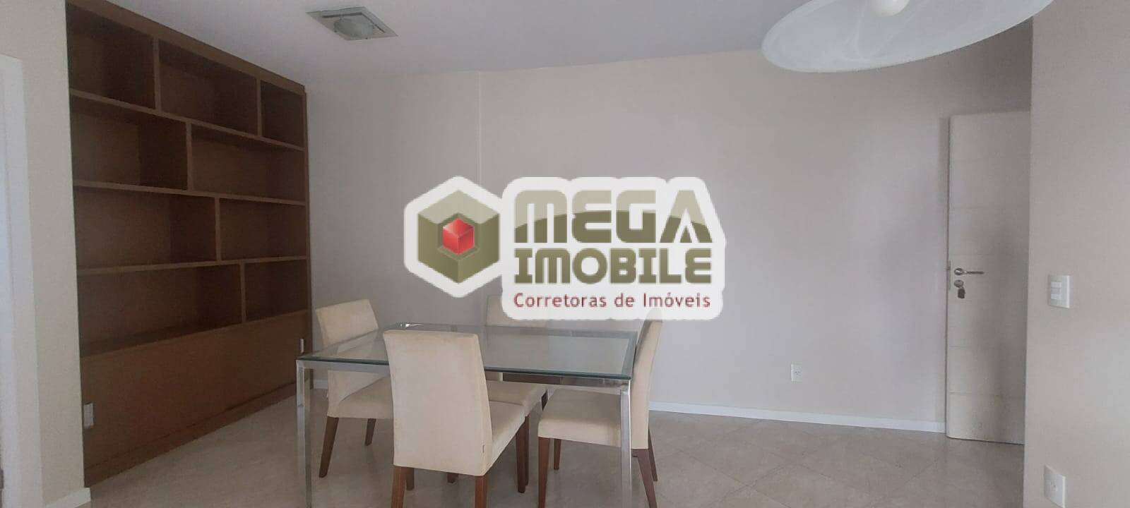 Apartamento à venda com 2 quartos, 70m² - Foto 17