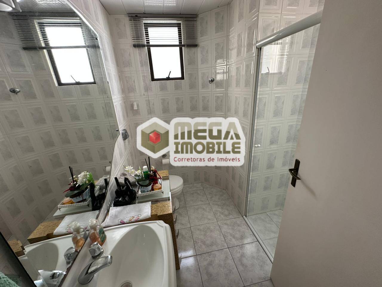 Apartamento à venda com 4 quartos, 119m² - Foto 18