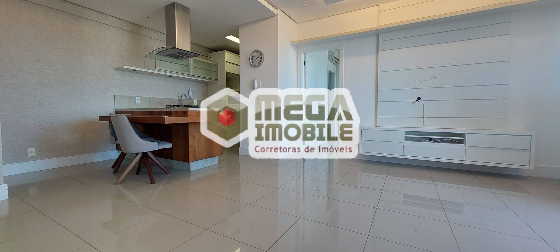 Apartamento à venda com 2 quartos, 70m² - Foto 19