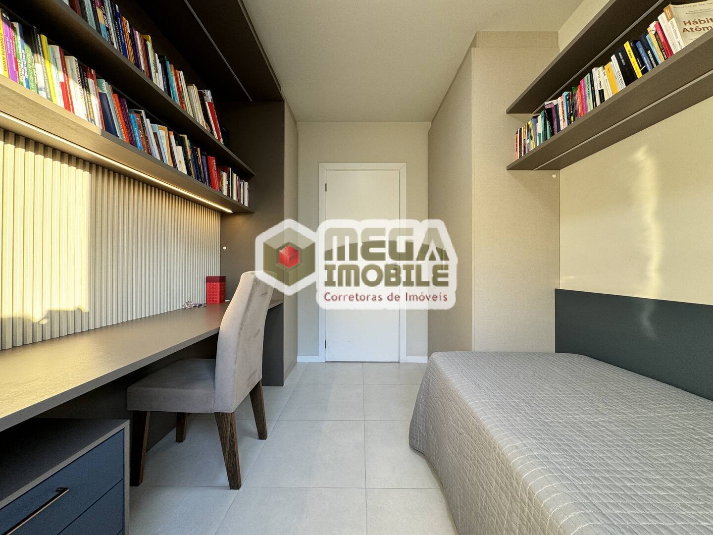 Apartamento à venda com 2 quartos, 73m² - Foto 20