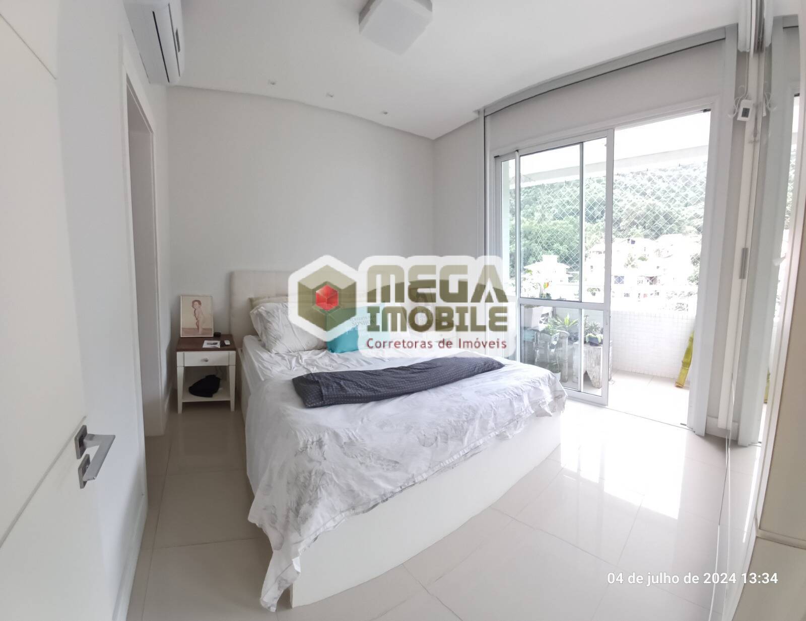 Apartamento à venda com 2 quartos, 70m² - Foto 11