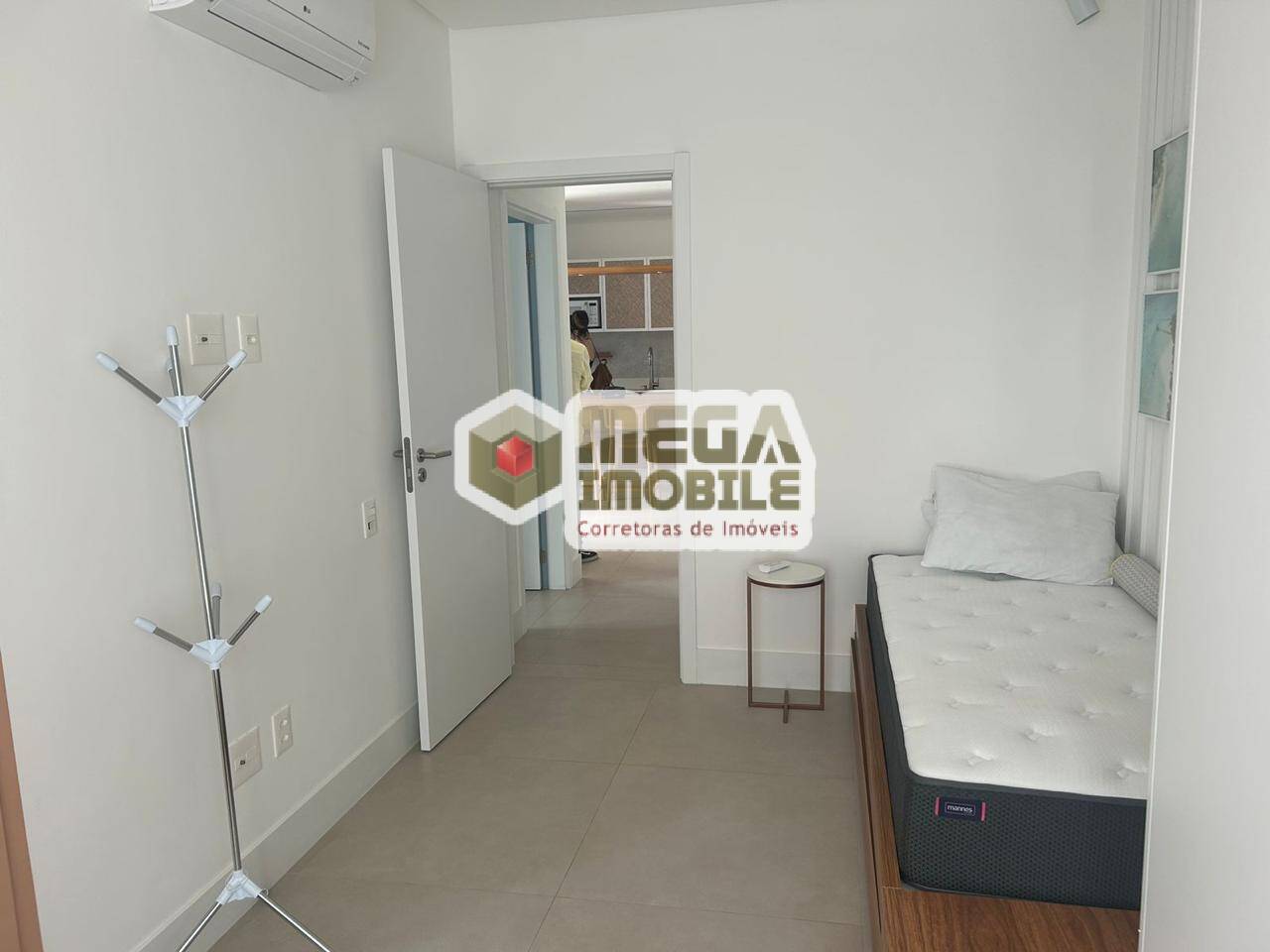 Apartamento à venda com 2 quartos, 75m² - Foto 34