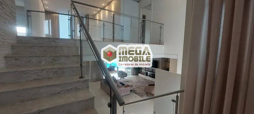 Casa à venda com 4 quartos, 350m² - Foto 18