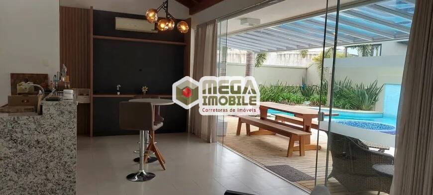 Casa à venda com 4 quartos, 350m² - Foto 15